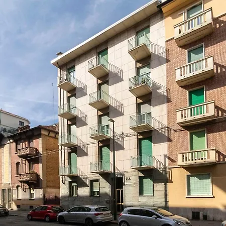 Rivoli Subway Roomy Flat Turin
