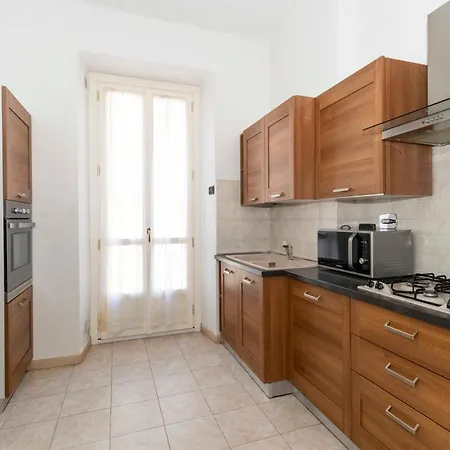 Apartment Rivoli Subway Roomy Flat Turin