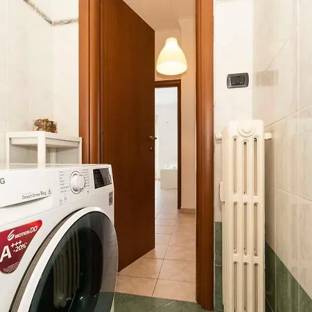Apartament Rivoli Subway Roomy Flat