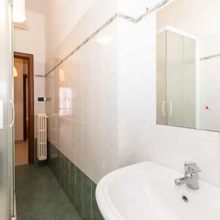 Rivoli Subway Roomy Flat Turin